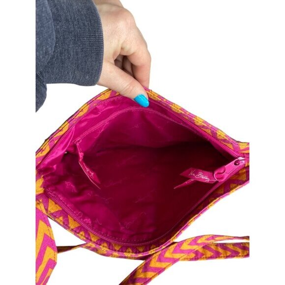Vera Bradley Pink‎ & Orange Zigzag Crossbody Bag - Picture 6 of 6